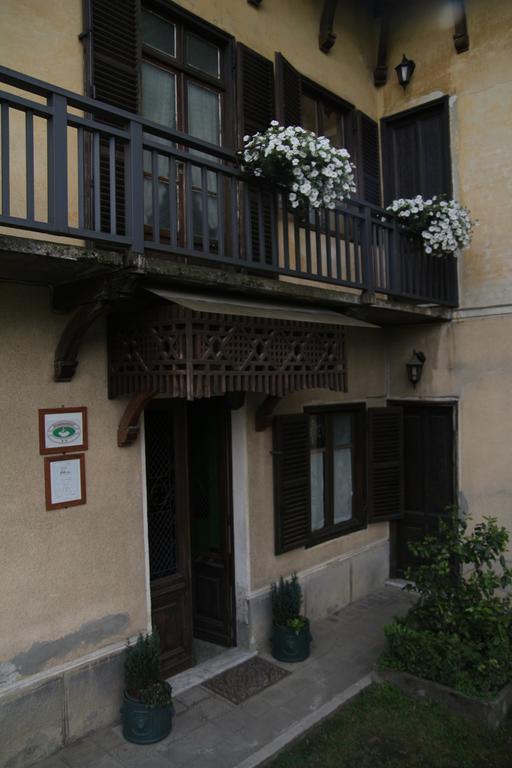 B&B Casa Carla Pinerolo Bagian luar foto