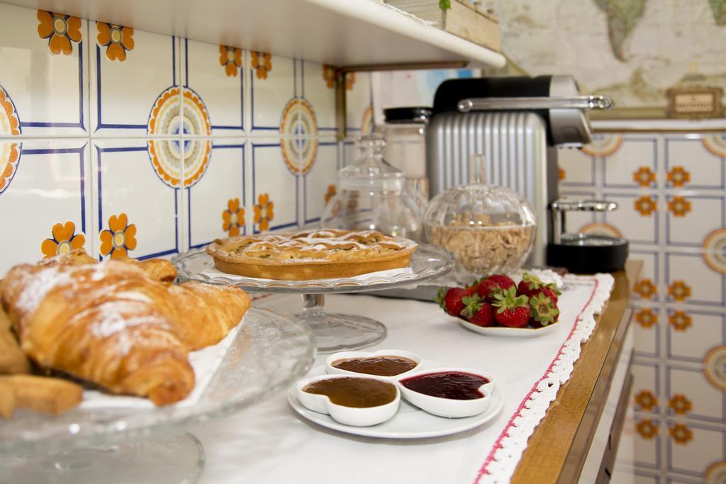 B&B Casa Carla Pinerolo Bagian luar foto